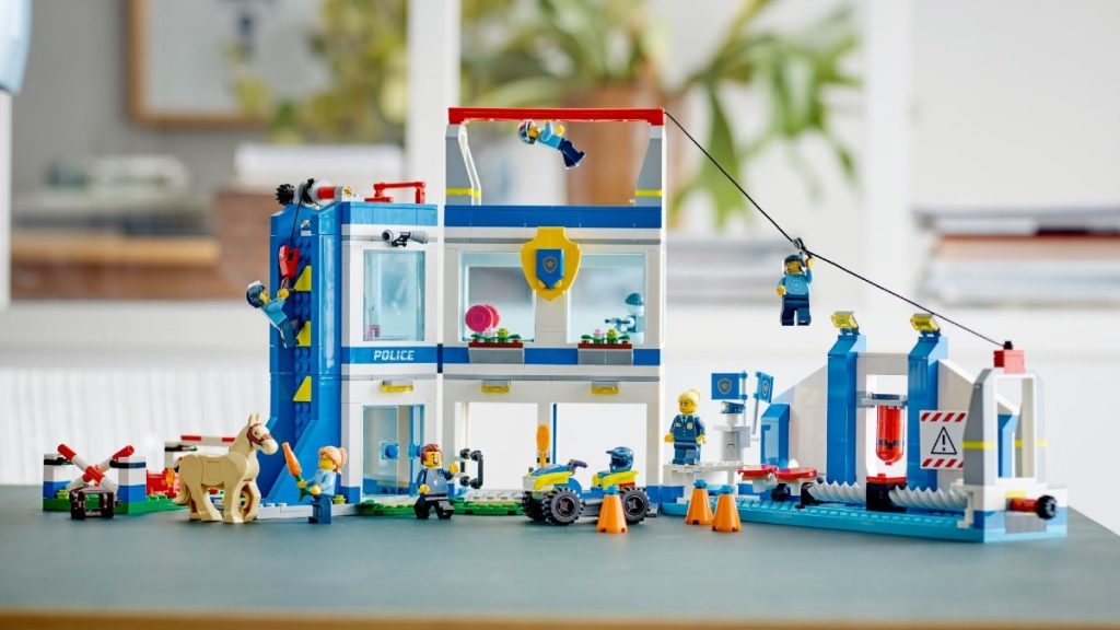 LEGO City 60372 Police Training Academy lifestyle featured 1024x576