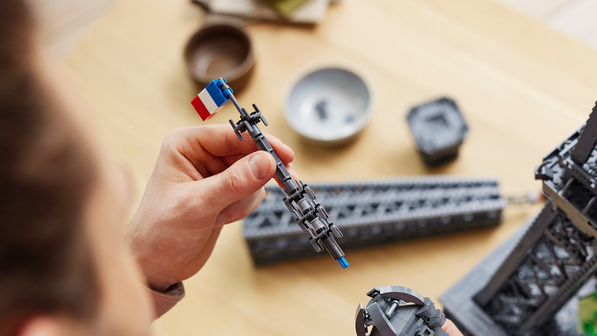 LEGO designer talks history, design, and quirks of 10307 Eiffel Tower