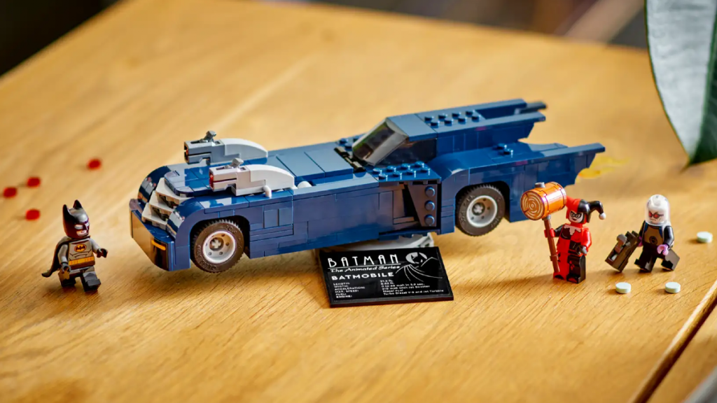 LEGO Batman 76274 Batman with the Batmobile vs. Harley Quinn and Mr. Freeze featured 1024x576