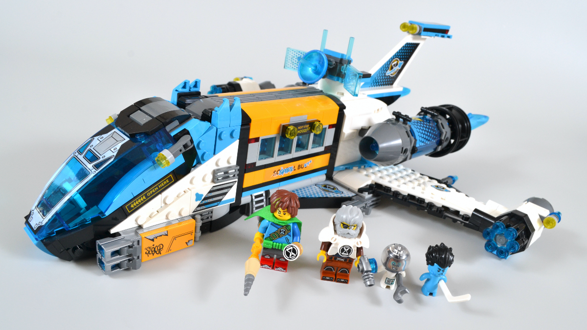 LEGO DREAMZzz 71460 Mr. Oz's Spacebus review - Brick Fanatics