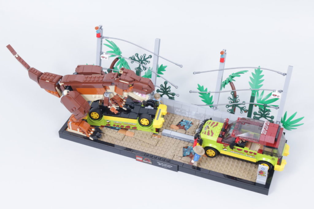 LEGO Jurassic Park 76956 T. rex-flugten anmeldelse 9 1024x683