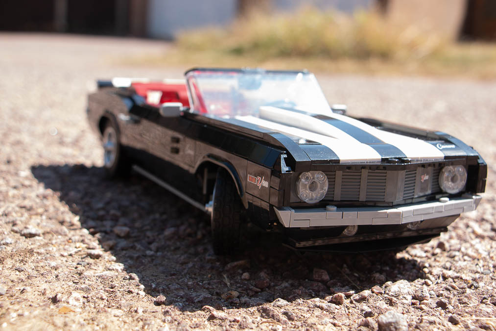 10304 ICONS Chevrolet Camaro Z 28 25