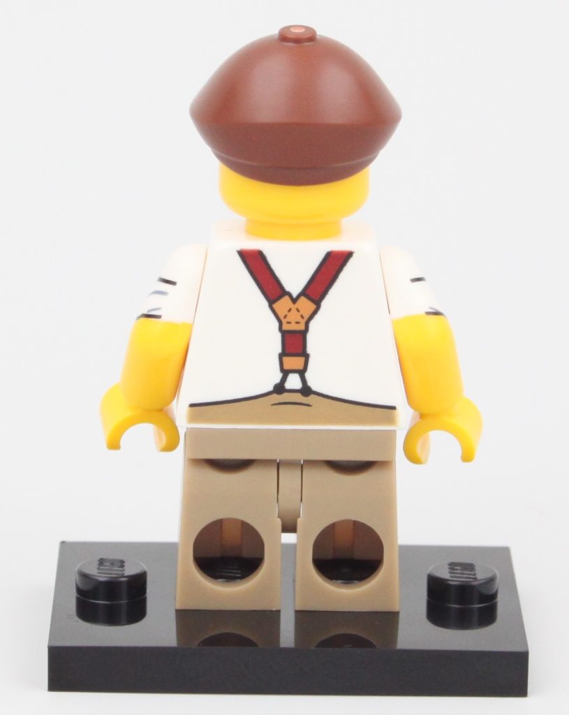 LEGO Collectible Minifigures 71037 Series 24 review Newspaper Kid 1 815x1024