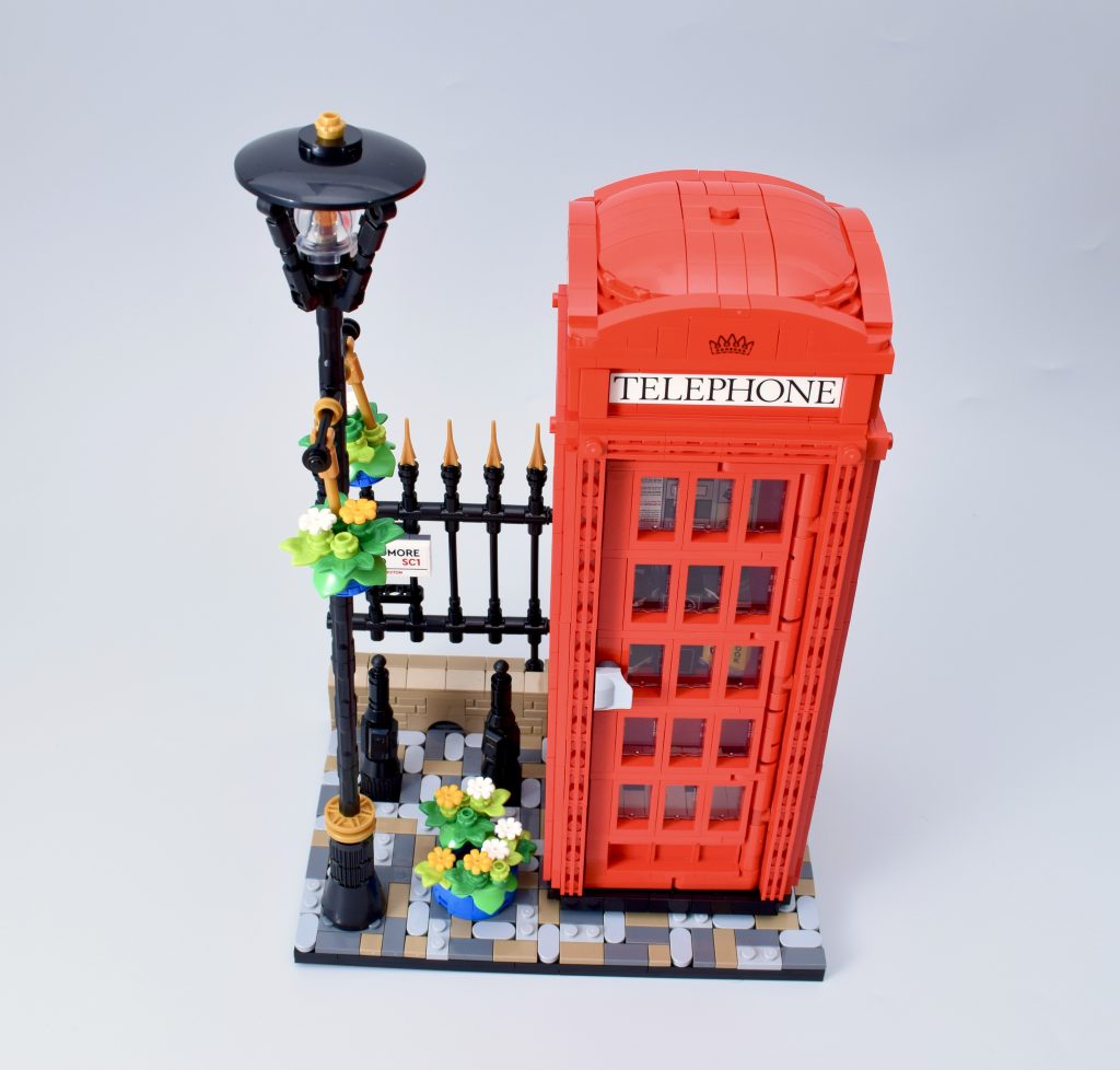 LEGO Ideas 21347 Red London Telephone Box review 5 1024x978