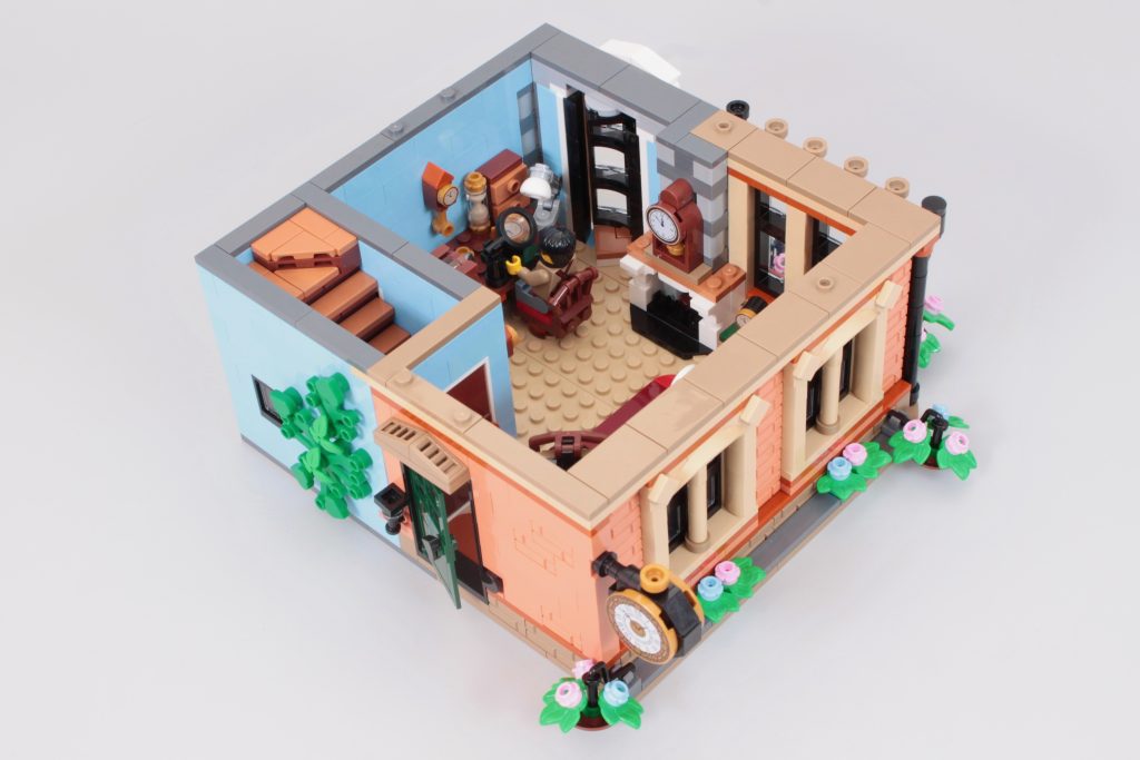 Reseña del LEGO Icons 10350 Tudor Corner 35 (1024 x 683)