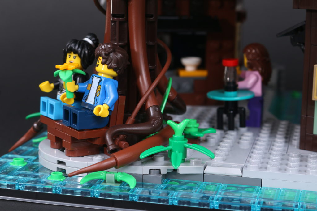 LEGO NINJAGO 71741 NINJAGO City Gardens review 106