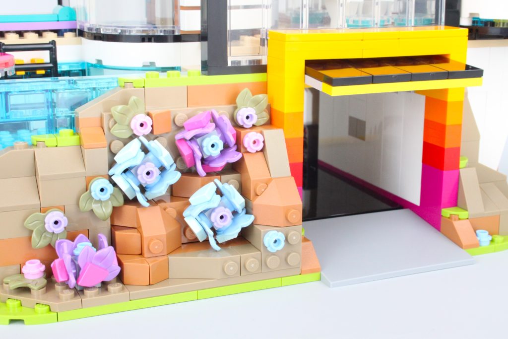 LEGO Friends 42639 Andrea's Modern Mansion review - Brick Fanatics