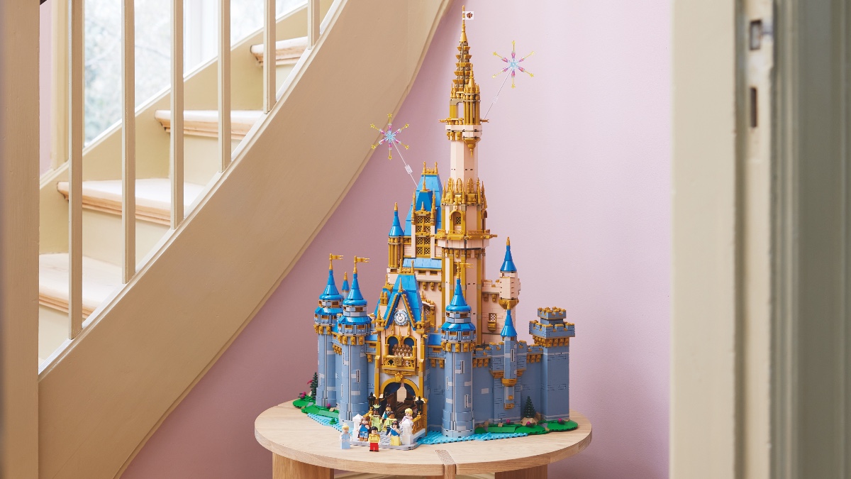 LEGO 43222 Disney Castle 100th anniversary set officially revealed