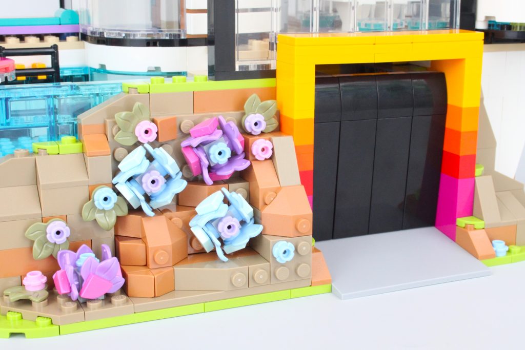 LEGO Friends 42639 Andrea's Modern Mansion review - Brick Fanatics