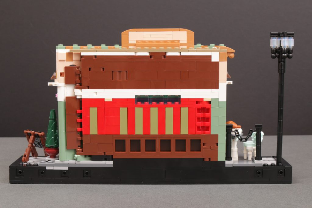 Reseña del LEGO Icons 10362 French Cafe (6 pulgadas, 1024 x 683 píxeles)