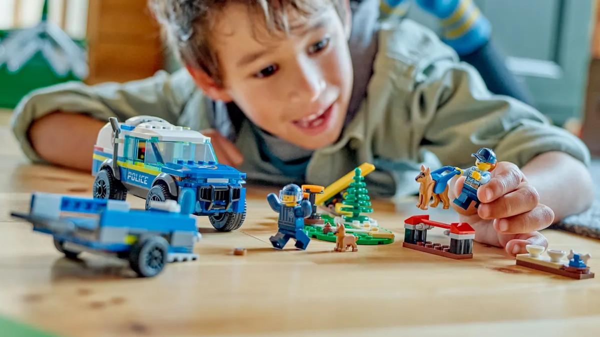 LEGO City's 2023 sets innovate after change in leadership