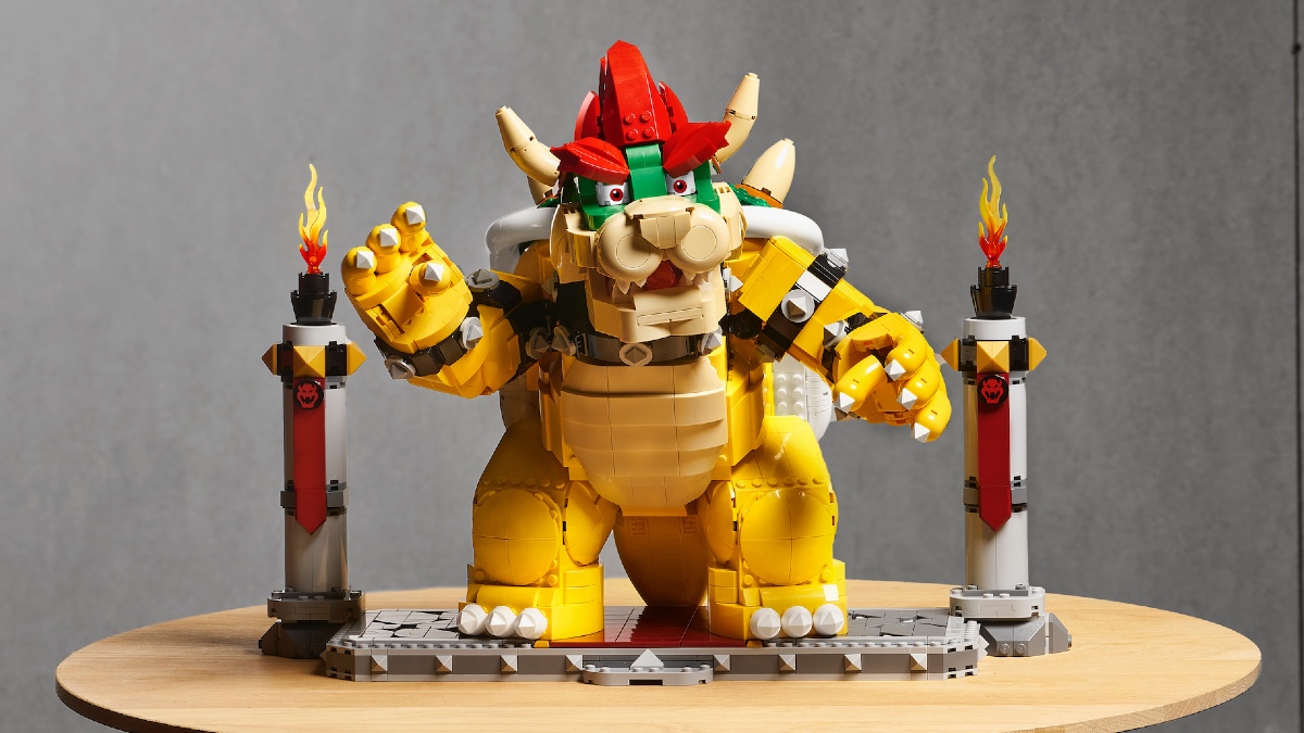 LEGO’s massive Super Mario Mighty Bowser model invades Gamescom