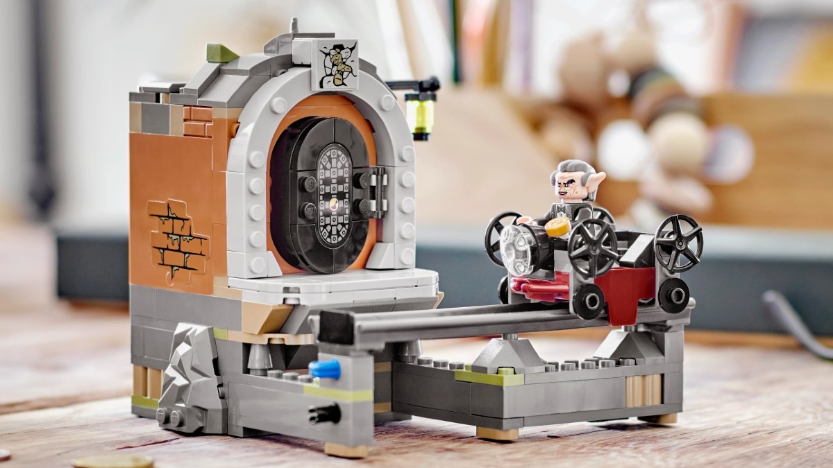 LEGO Harry Potter 40598 Gringotts Vault GWP revealed