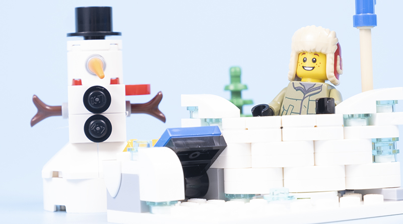 LEGO 40424 Winter Snowball Fight review