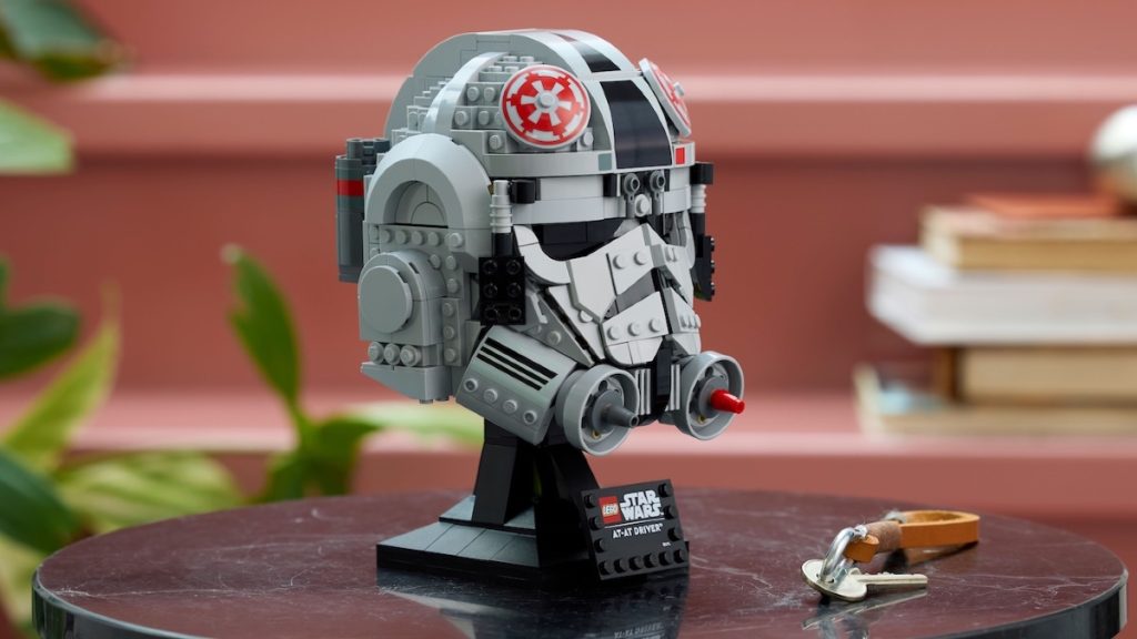 LEGO Star Wars 75429 AT AT Sjåførhjelm fremhevet 2 1024x576