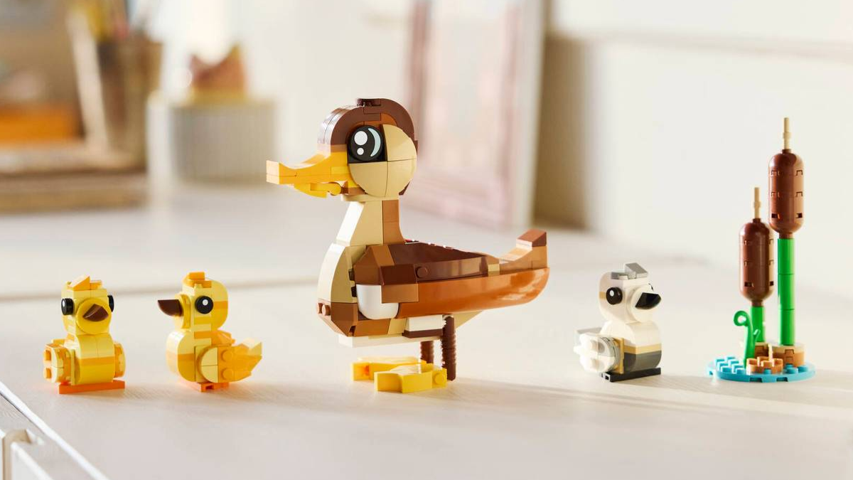 Last chance for LEGO Insiders sale, double points and GWP