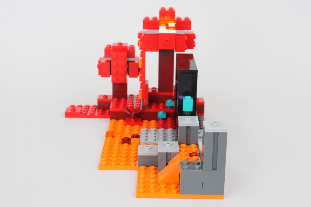LEGO Minecraft 21255 Nether Portal Ambush anmeldelse 6 1024x683