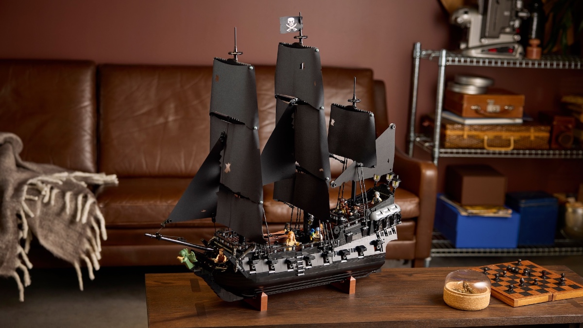 A potted history of LEGO Pirates of the Caribbean 