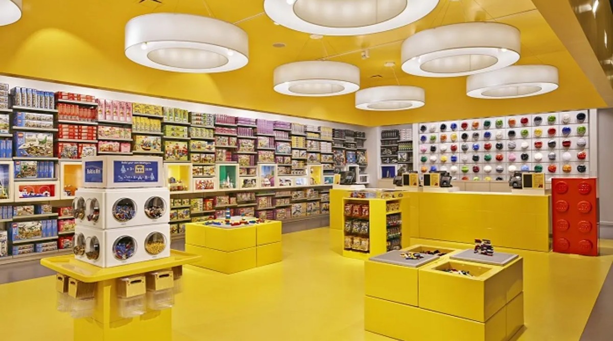 New LEGO Brand Store finally opens in Bonn following renovation delays