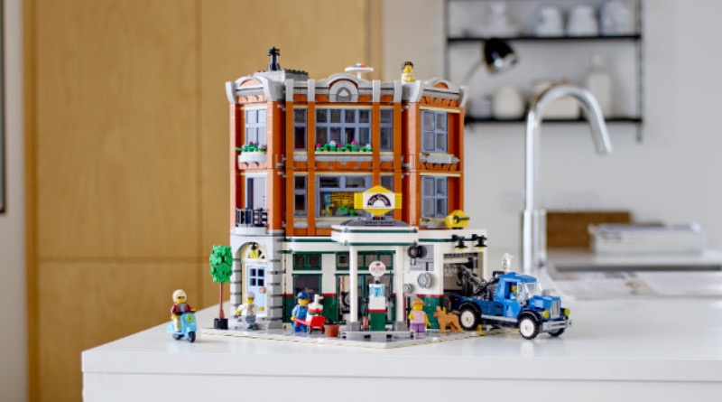 A retiring LEGO modular building is back in the UK