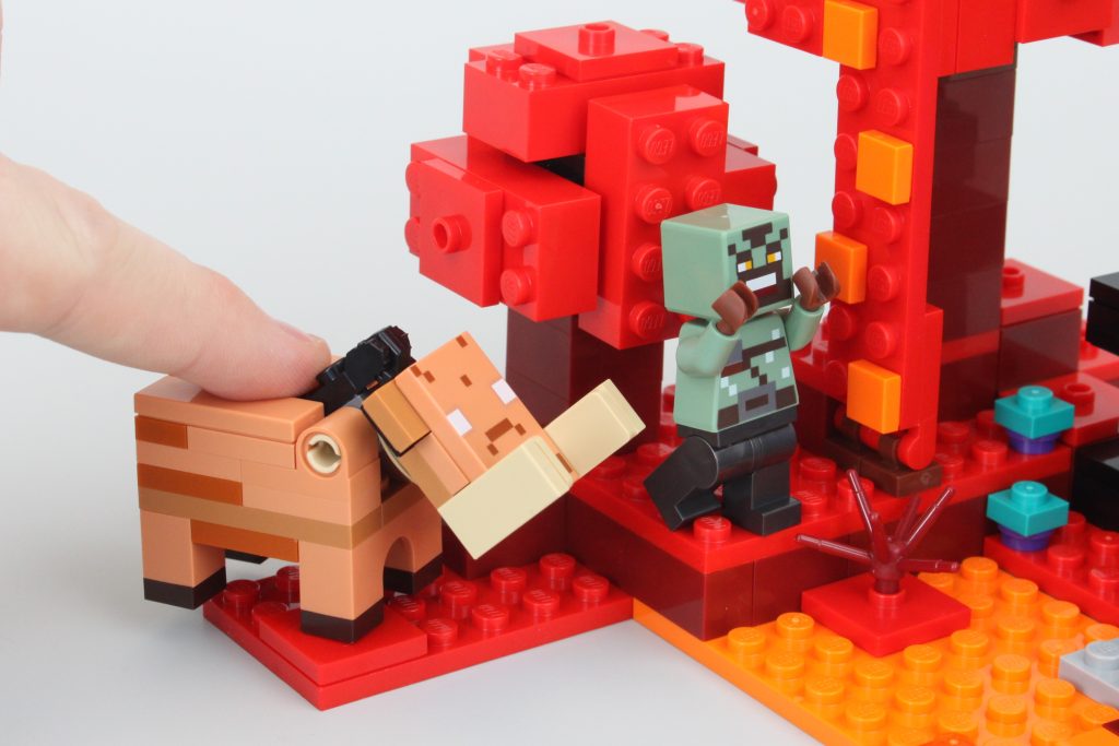 LEGO Minecraft 21255 Nether Portal Ambush anmeldelse 18 1024x683