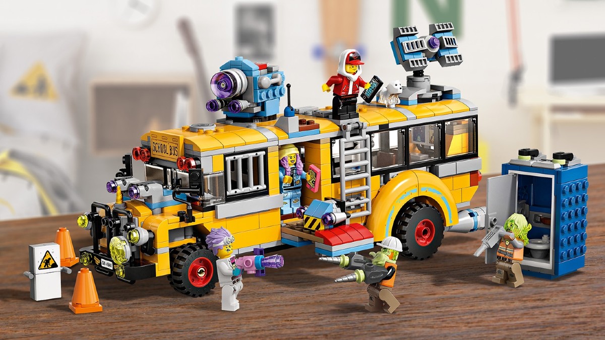 How a Hidden Side bus almost broke conventional LEGO play 