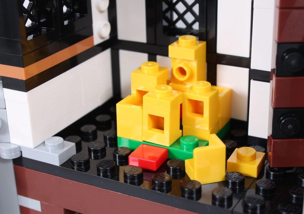 Critique du set LEGO Icons 10305 Château des Chevaliers Lions (14 pièces, 1024x720)