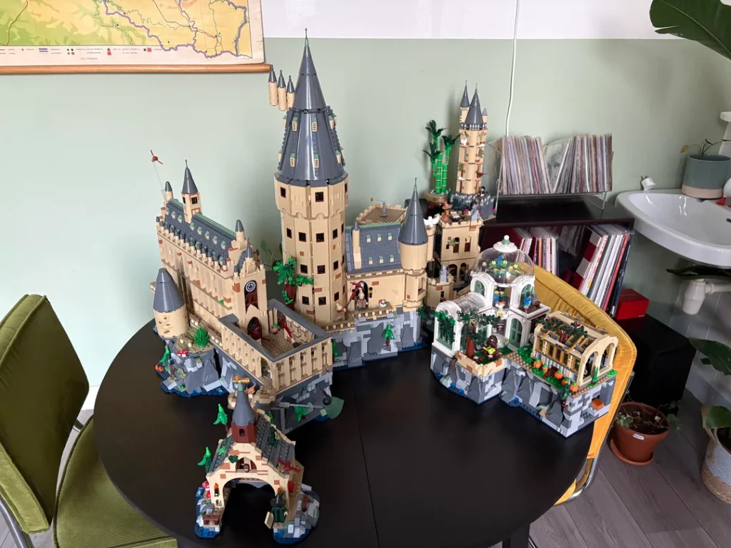 REDDIT LEGO Harry Potter Hogwarts modular 2025 2 1024x768