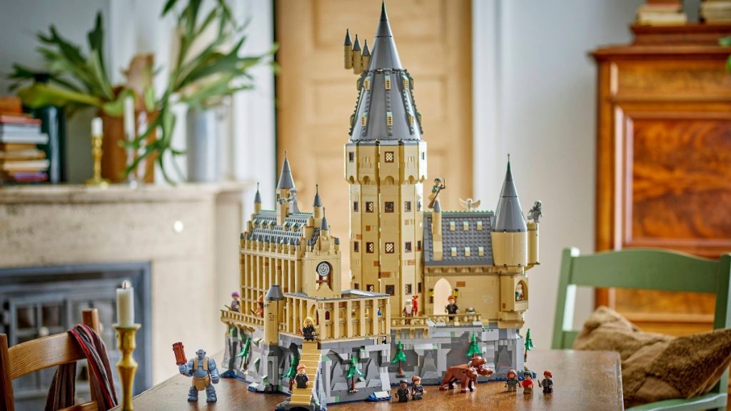 LEGO Hogwarts Schloss Große Halle 76454 Hauptturm Kombiniertes Lifestyle-Set 1024x576