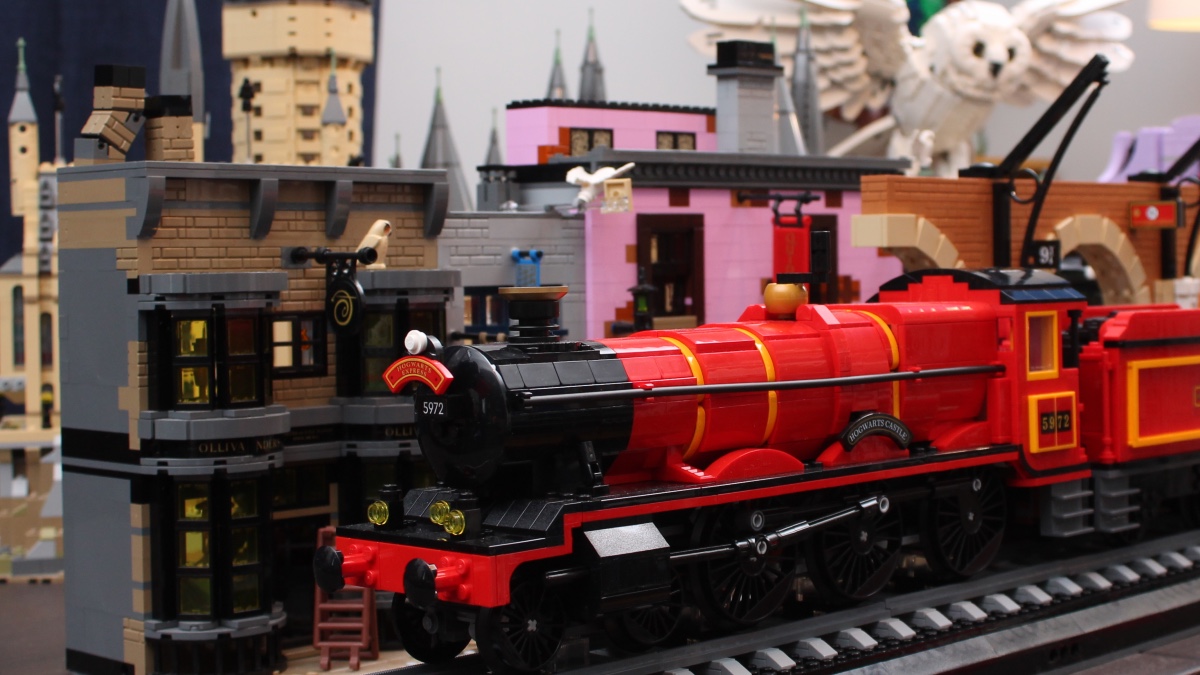LEGO Harry Potter designers tease something big for tomorrow 