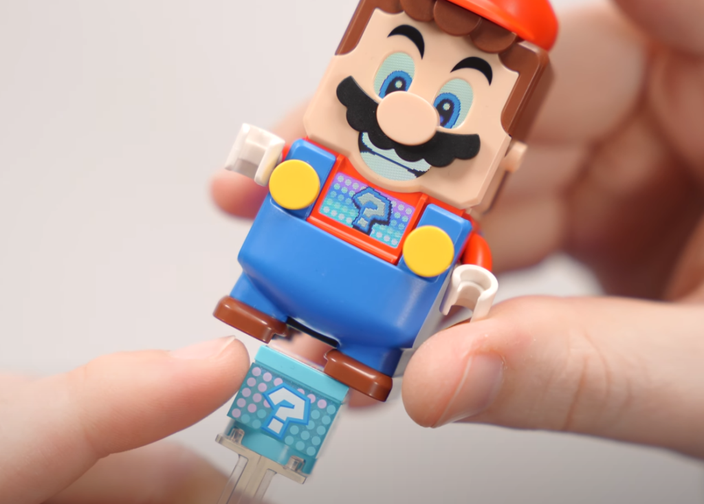 LEGO Mario kart firebird extra 1 1024x733
