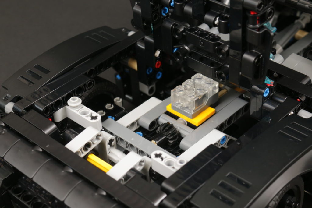 LEGO Technic 42127 Il Batman Recensione della Batmobile 11 1024x683