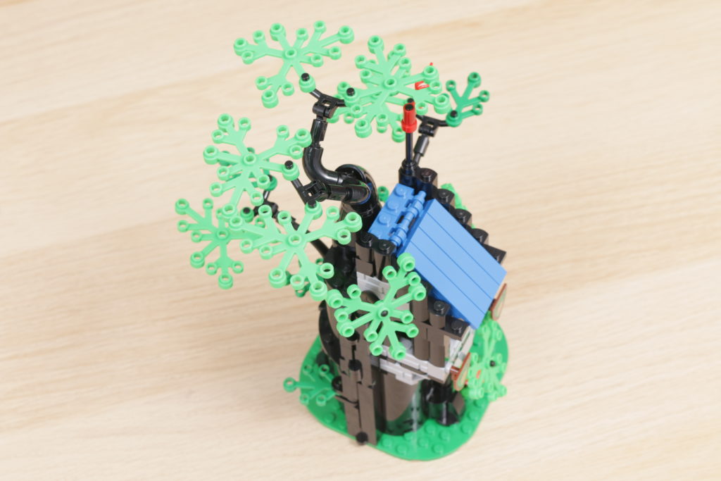 LEGO Castillo 40567 Escondite en el Bosque (regalo con la compra) - Reseña 24 1024x683