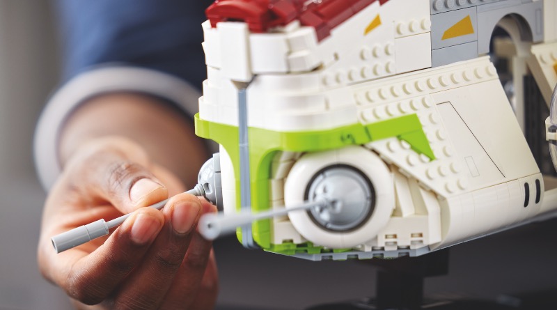 Why LEGO Star Wars 75309 Republic Gunship uses the same cannons as its predecessors
