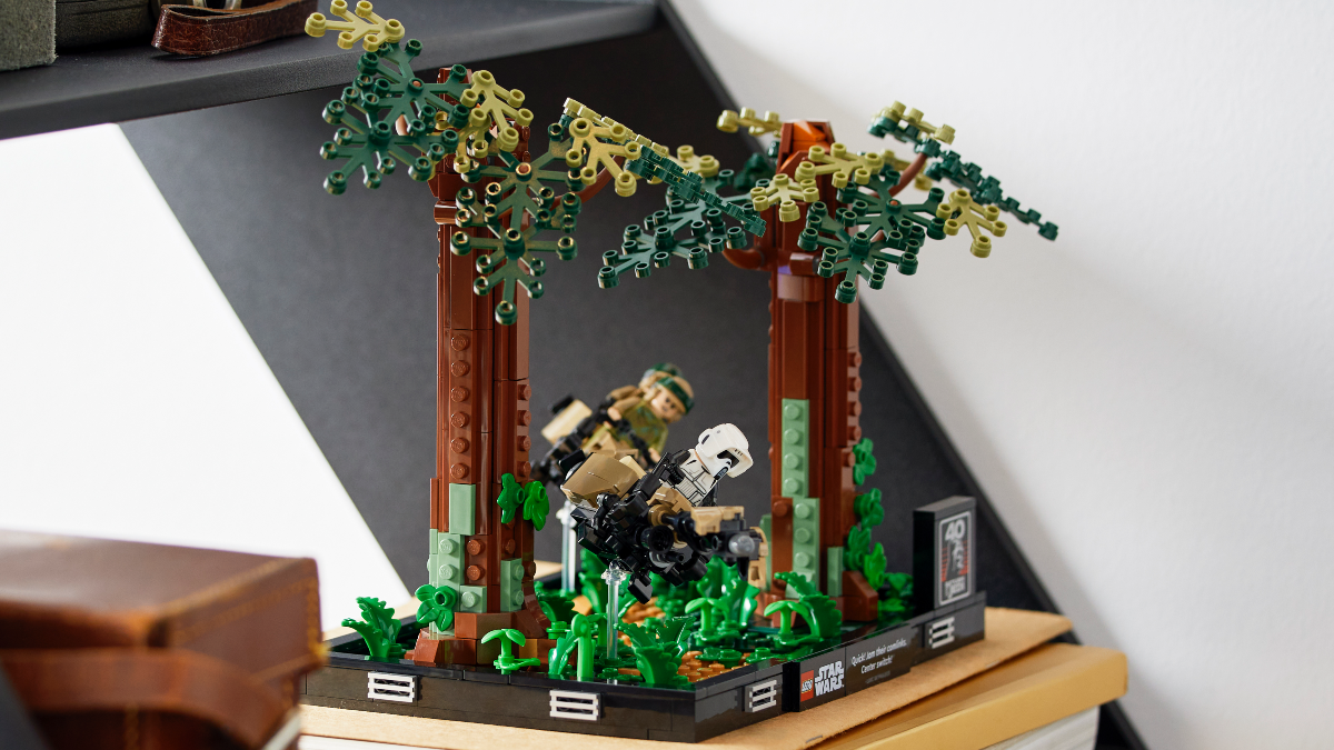LEGO Star Wars designers signing new sets for May the 4th