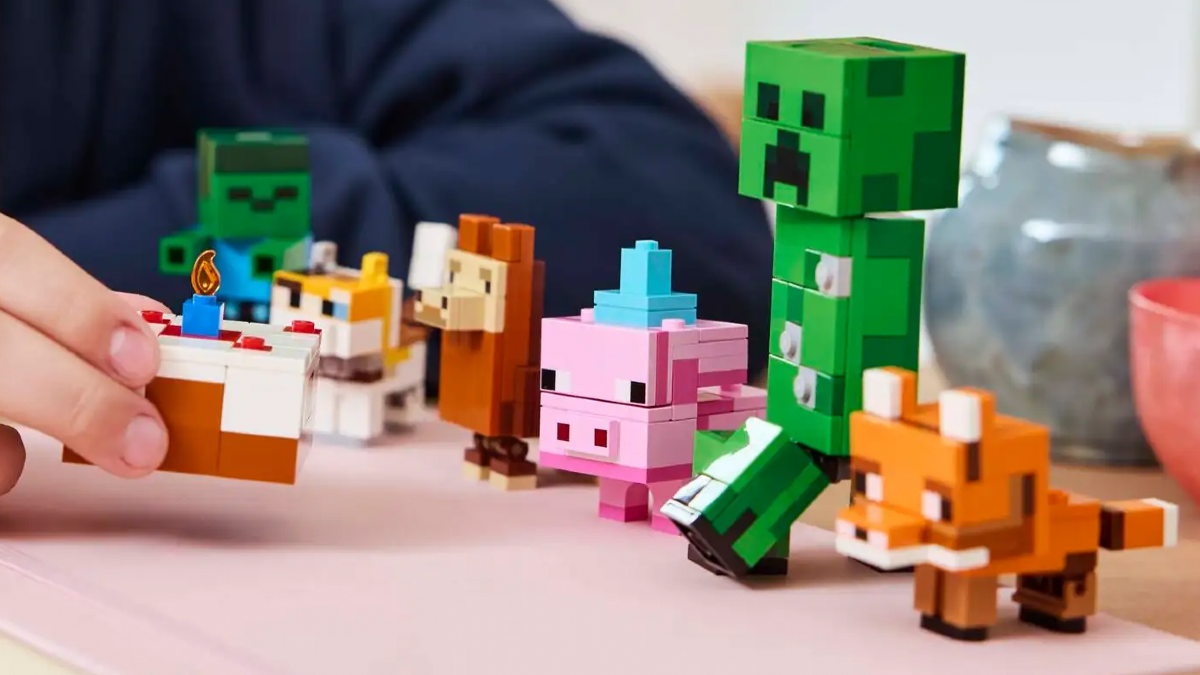 LEGO Minecraft 21281 Baby Pig’s Birthday Celebration officially revealed