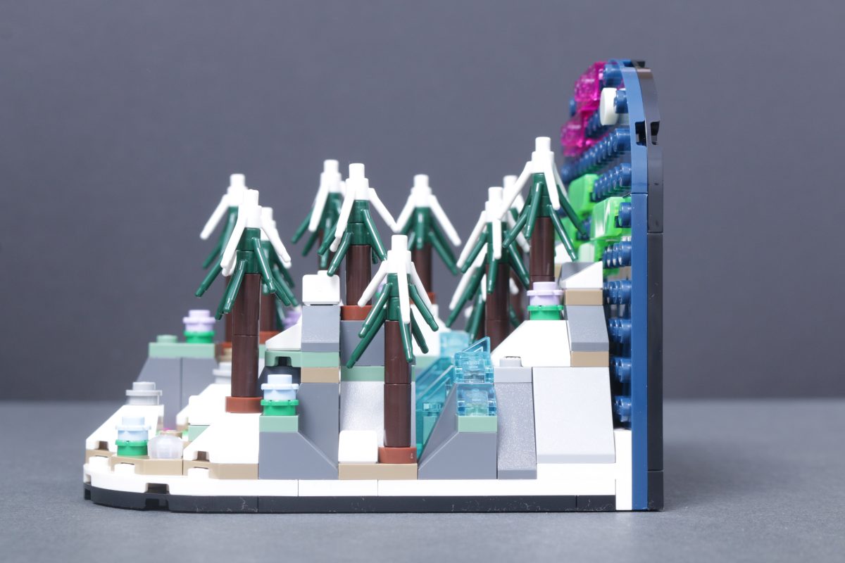 LEGO 40785 Northern Lights Diorama gift-with-purchase review
