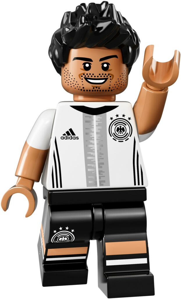 71014 LineUp MåtterHummels04 622x1024