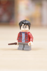 LEGO Harry Potter 40452 Hogwarts Gryffindor Dorms gift with purchase review 8 200x300
