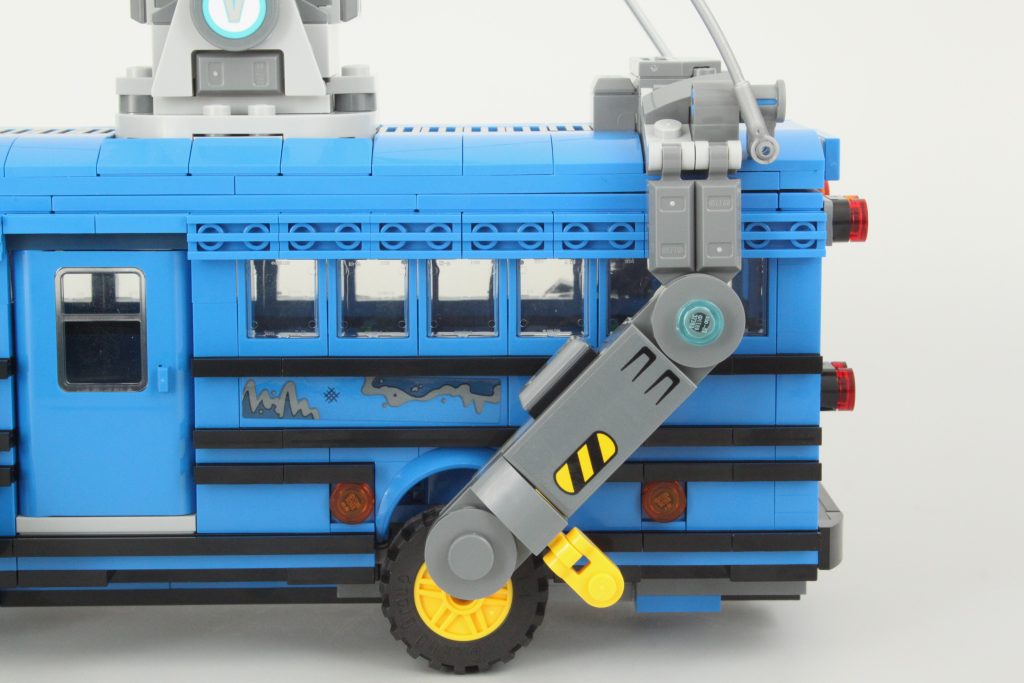 lego fortnite 77073 battle bus review 11 1024x683