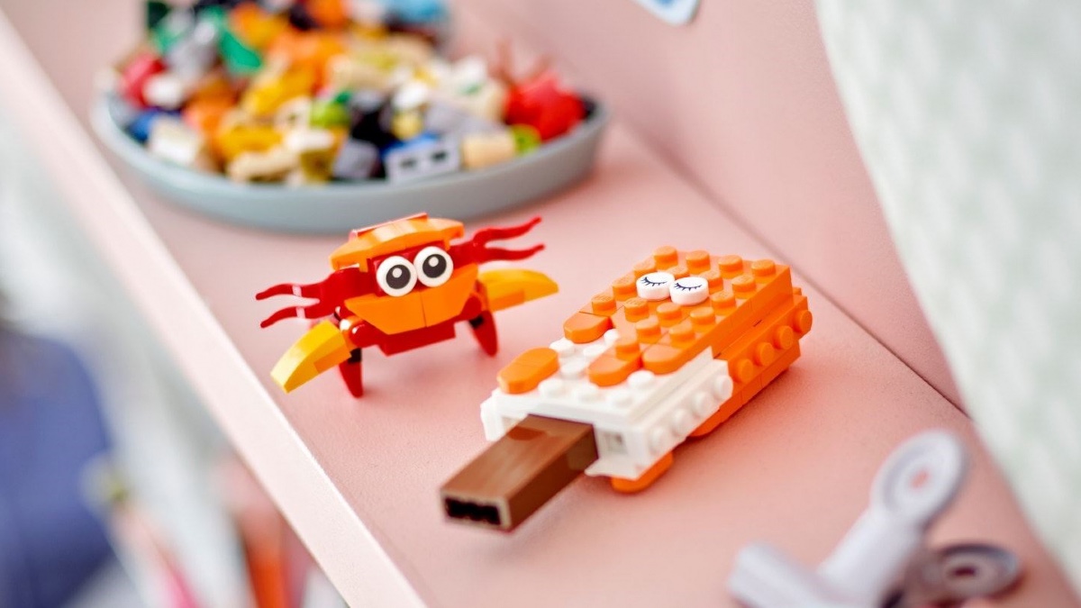 LEGO 40593 Fun Creativity 12-in-1 and bonus GWP available now