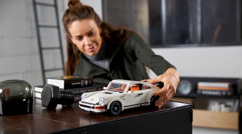 10295 Porsche 911 Turbo and 911 Targa featured 2