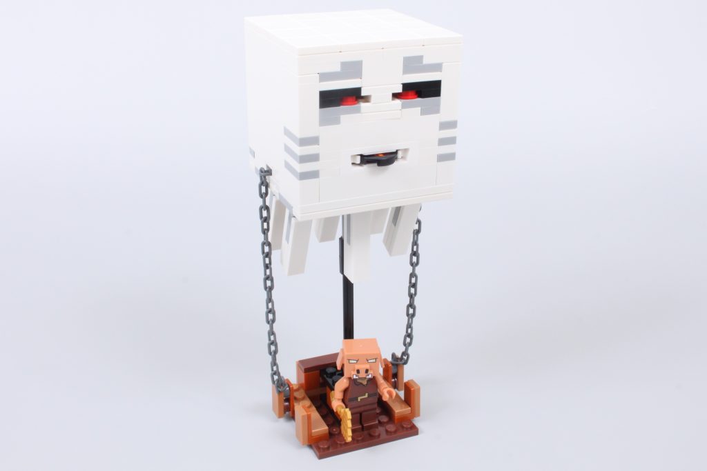 Recensione LEGO Minecraft 21273 The Ghast Balloon Village Attack 15 1024x683