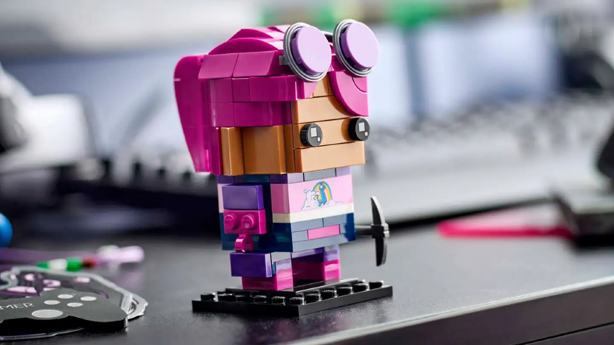 LEGO Fortnite GWP makes surprise return for Xmas