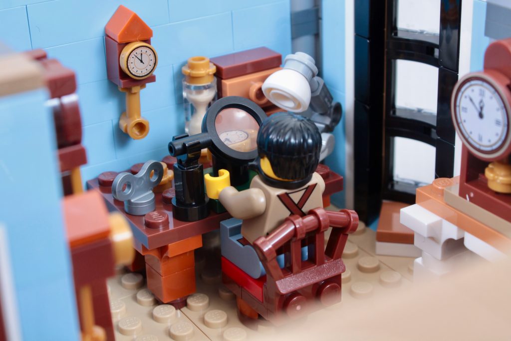 Reseña del LEGO Icons 10350 Tudor Corner 36 (1024 x 683)