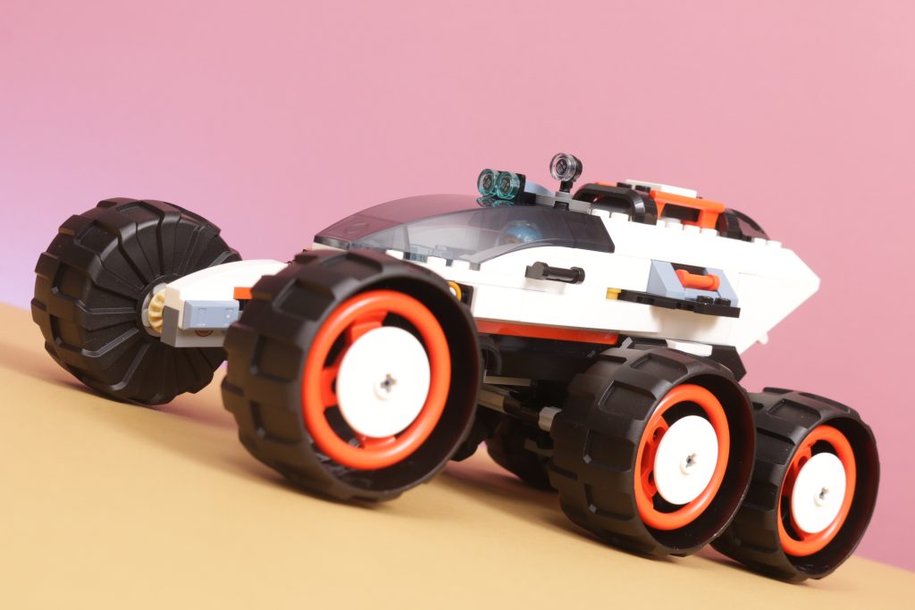 LEGO City 60431 Space Explorer Rover and Alien Life review - Brick
