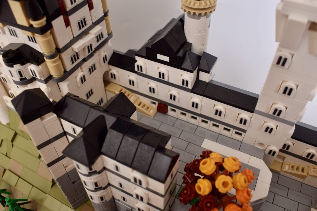 LEGO Architecture 21063 Schloss Neuschwanstein Rezension 7 1024x683