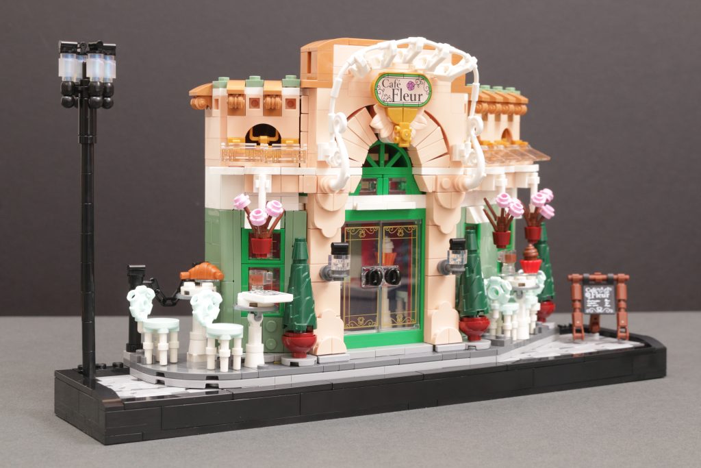 Reseña del LEGO Icons 10362 French Cafe (2 pulgadas, 1024 x 683 píxeles)