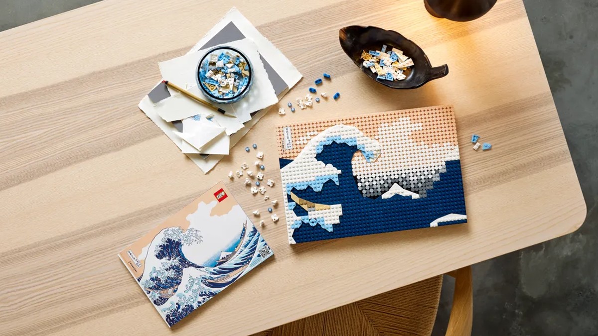 Il display LEGO porta 31208 Hokusai - La grande onda a un livello completamente nuovo