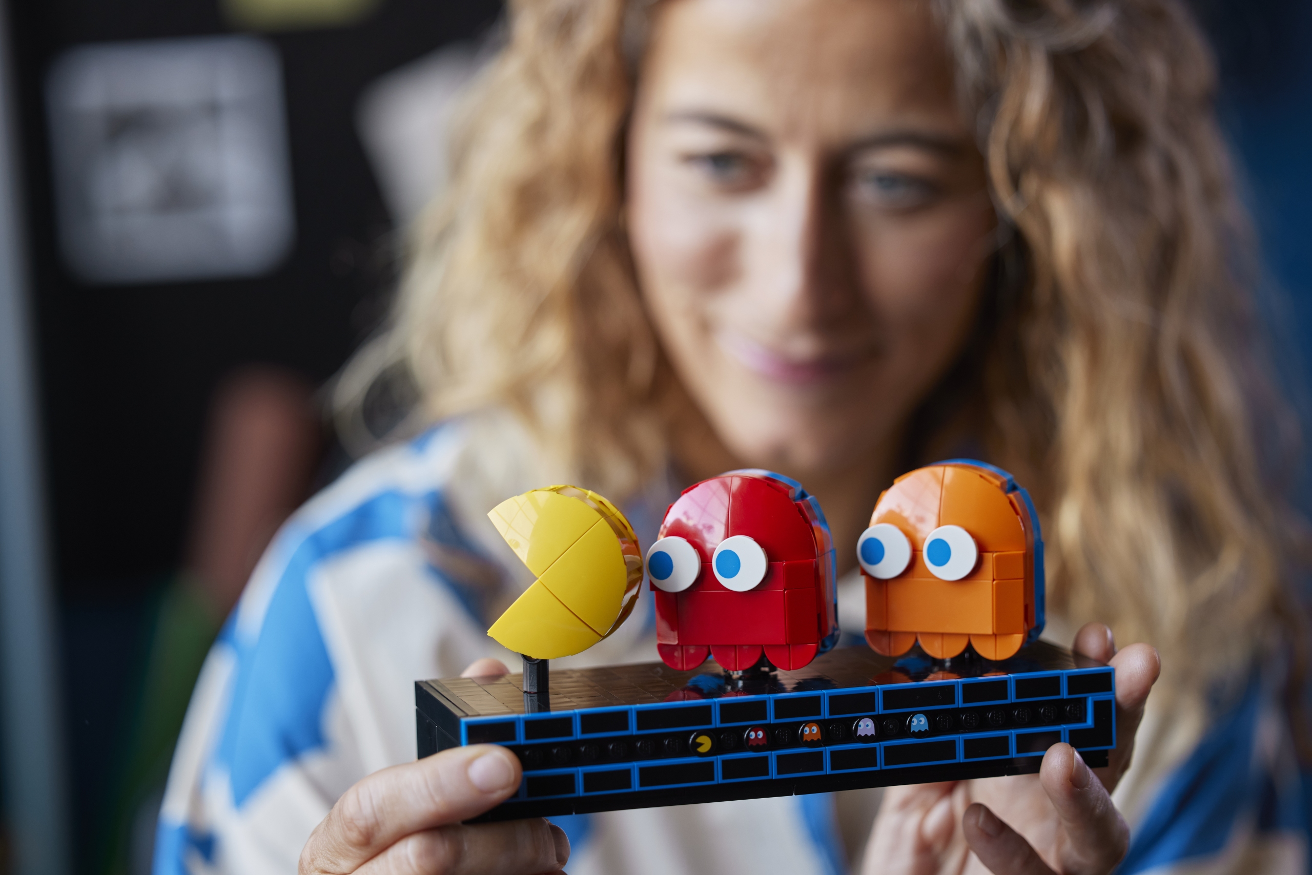 LEGO Icons 10323 PAC MAN Arcade 10 em escala